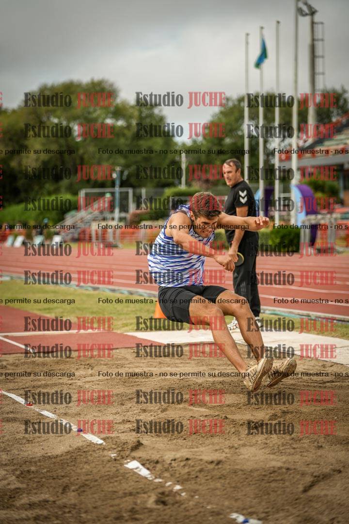 Fotos del salto en largo de varones - decatlón 2