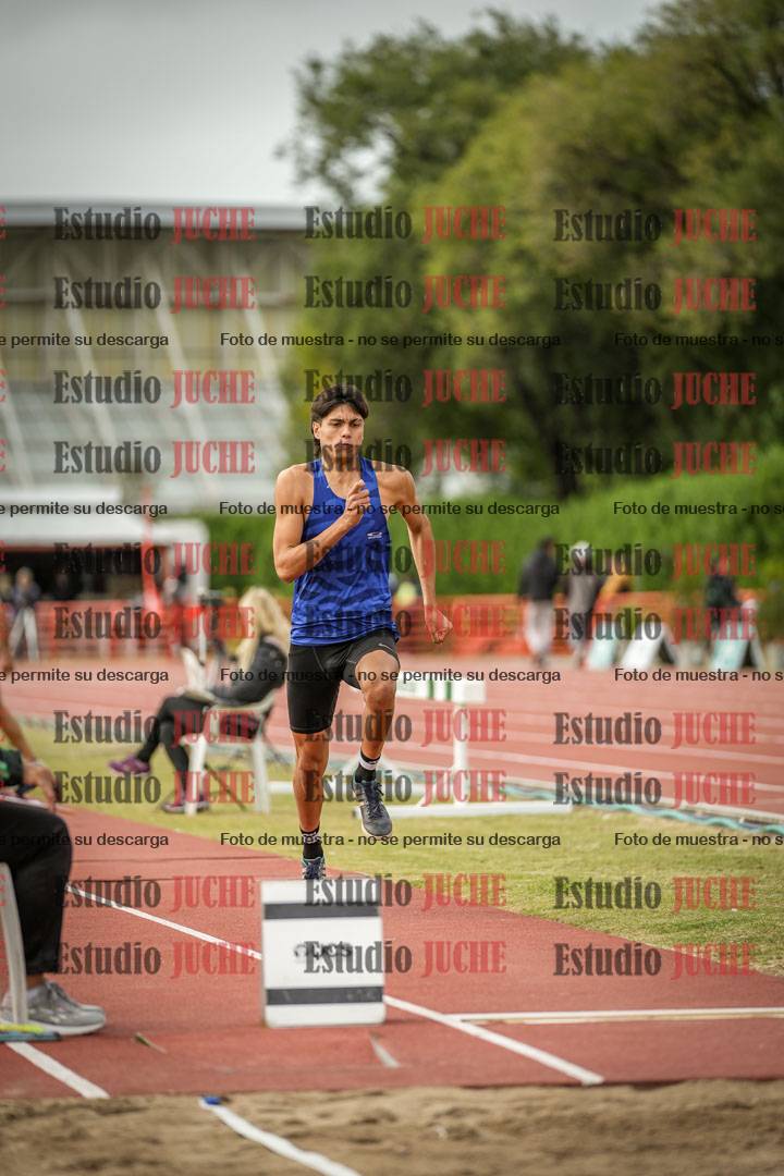 Fotos del salto en largo de varones - decatlón 2