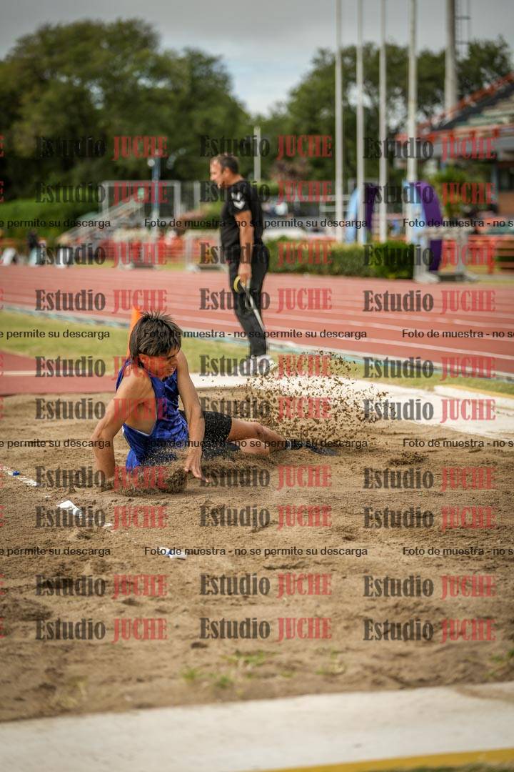 Fotos del salto en largo de varones - decatlón 2