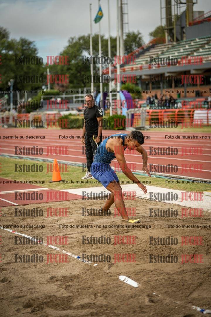 Fotos del salto en largo de varones - decatlón 2