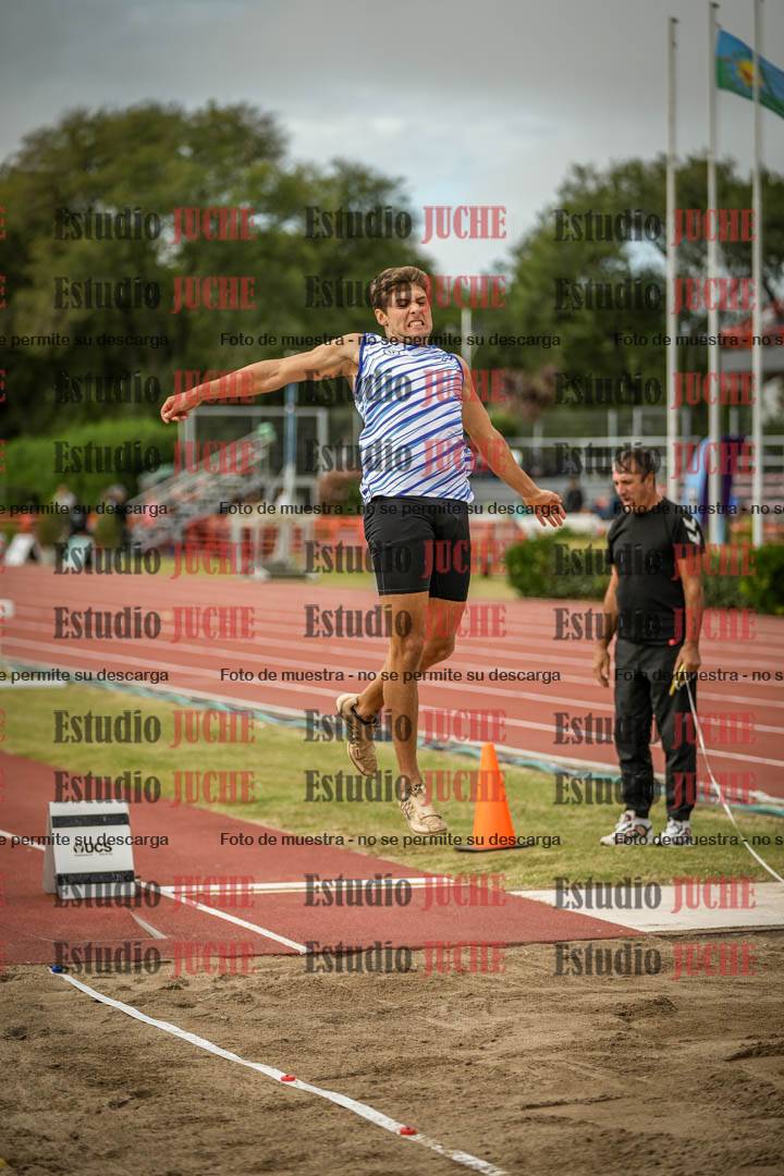 Fotos del salto en largo de varones - decatlón 2