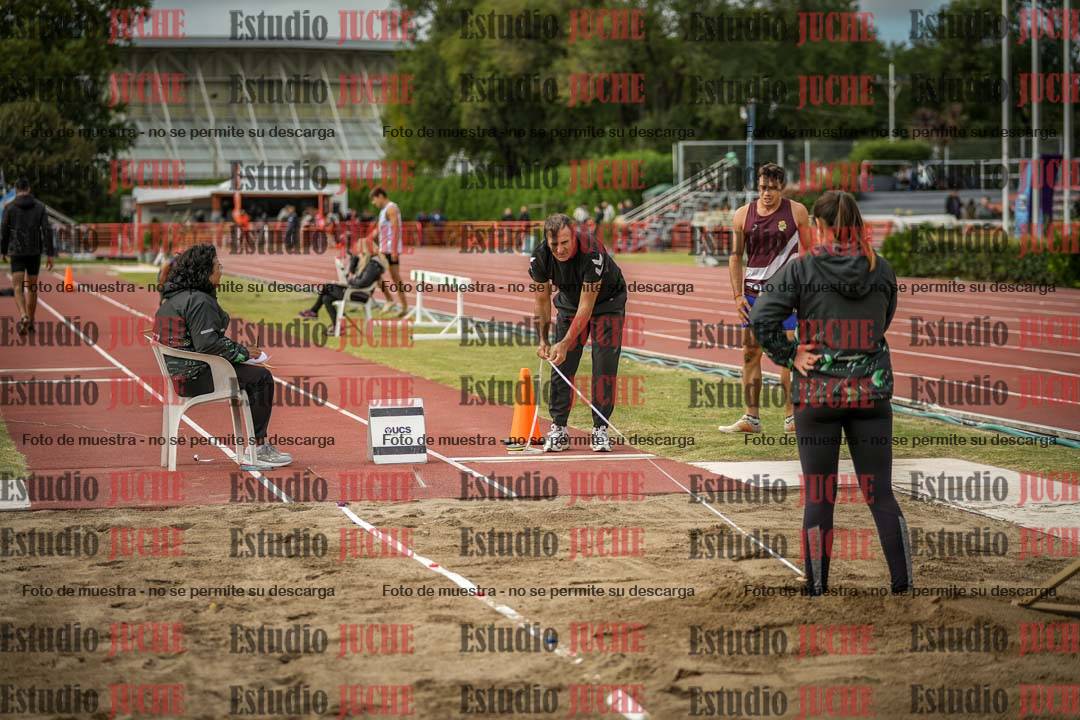 Fotos del salto en largo de varones - decatlón 2