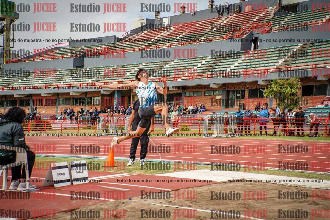 Fotos del salto en largo de varones - decatlón 2
