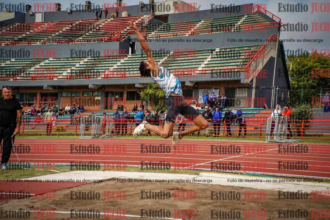 Fotos del salto en largo de varones - decatlón 2