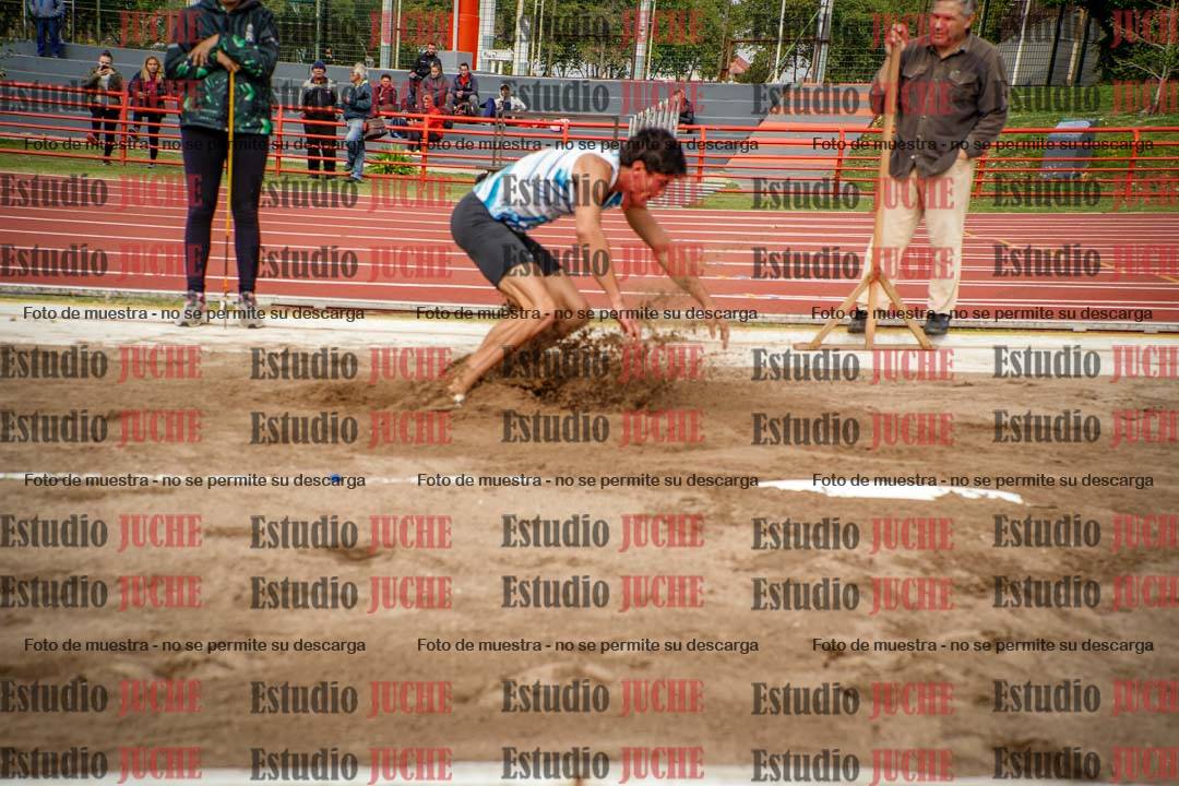 Fotos del salto en largo de varones - decatlón 2