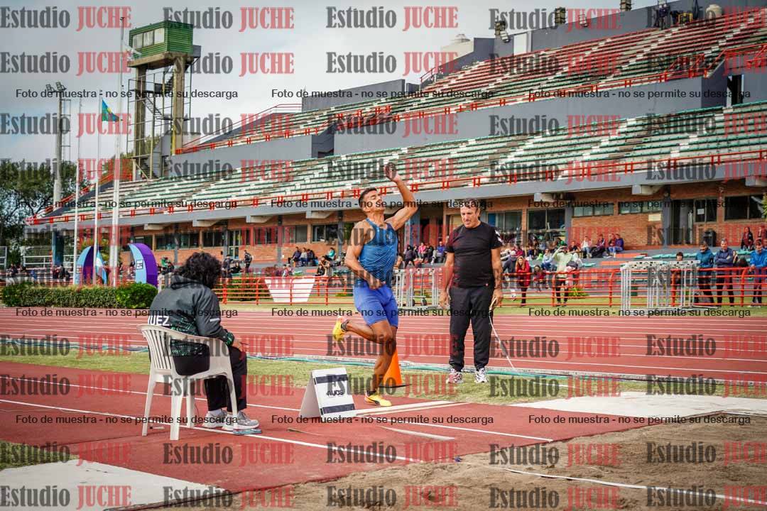 Fotos del salto en largo de varones - decatlón 2
