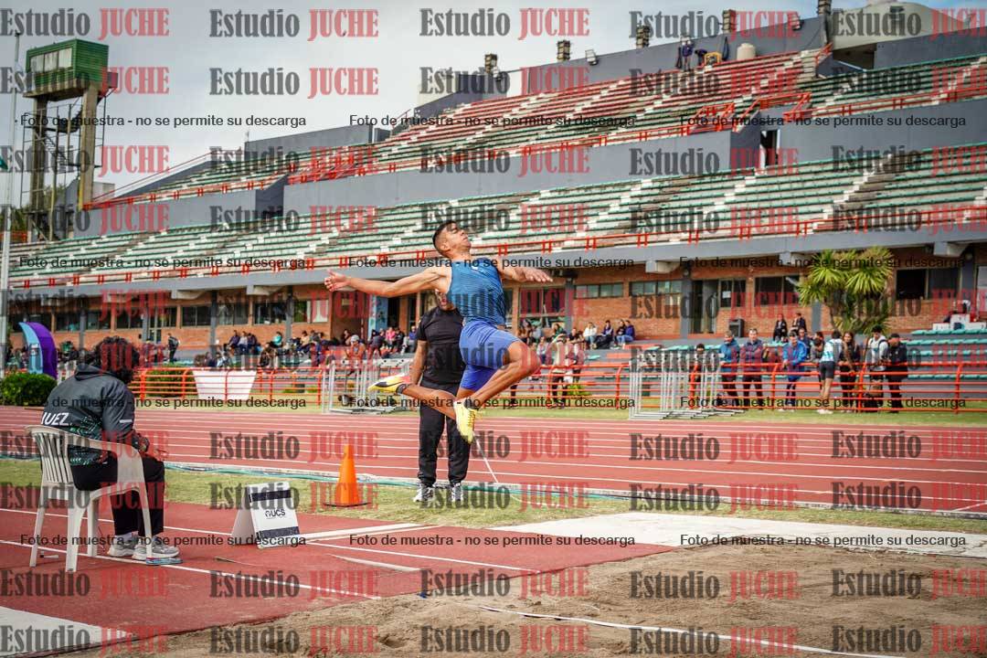 Fotos del salto en largo de varones - decatlón 2