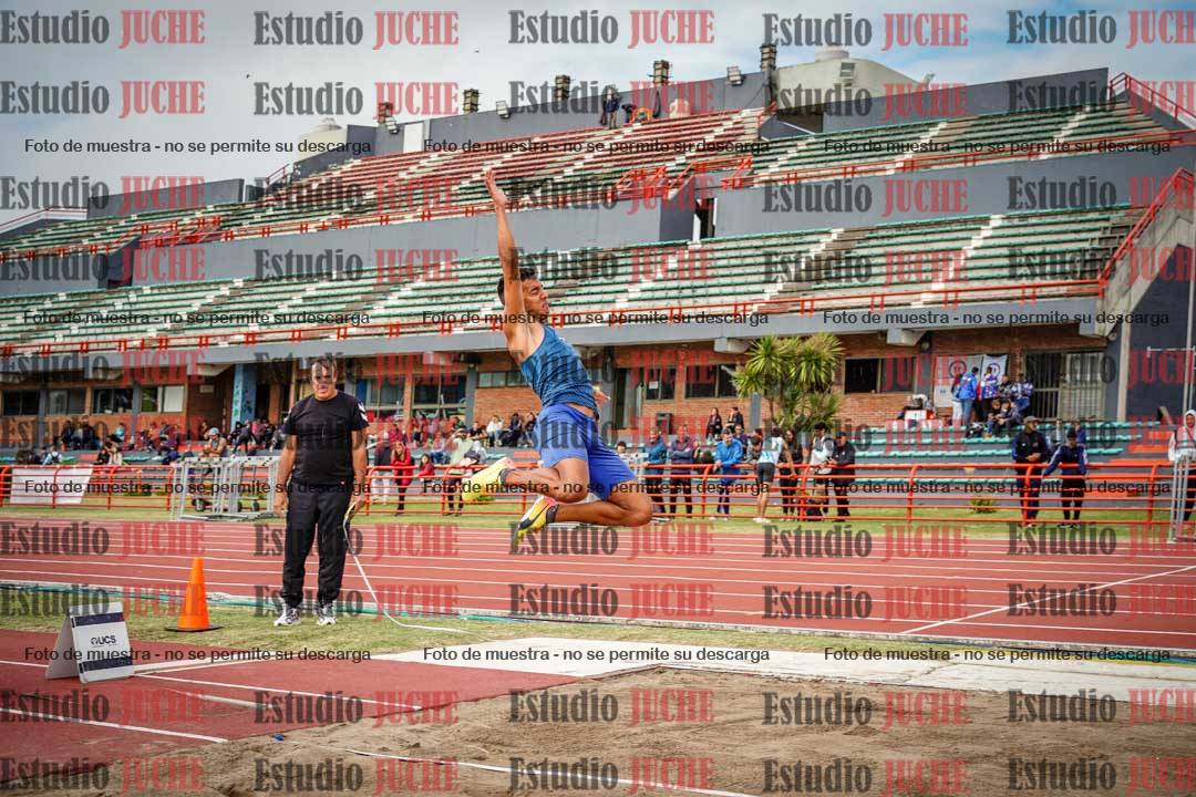 Fotos del salto en largo de varones - decatlón 2