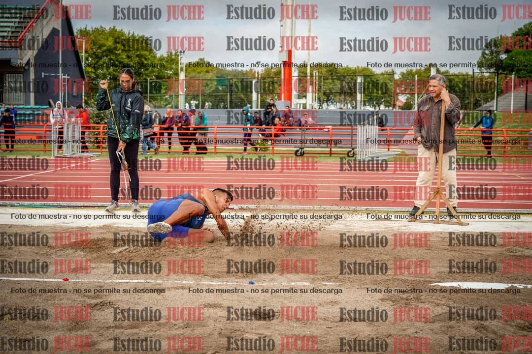 Fotos del salto en largo de varones - decatlón 2