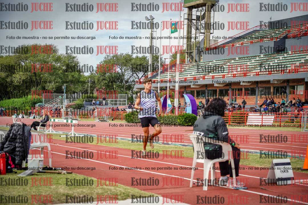 Fotos del salto en largo de varones - decatlón 2