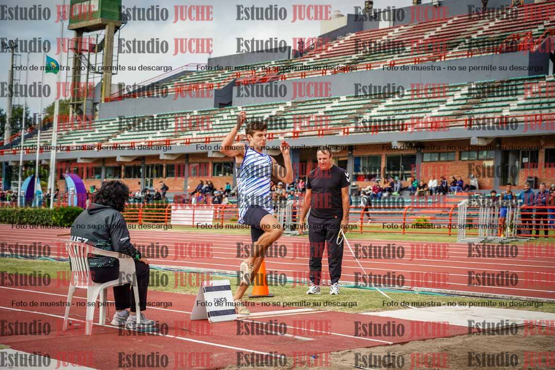 Fotos del salto en largo de varones - decatlón 2