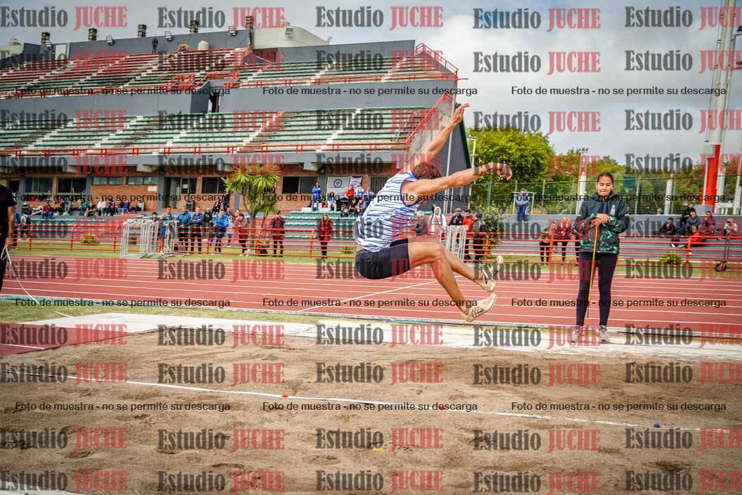 Fotos del salto en largo de varones - decatlón 2