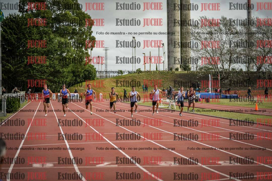 Fotos de los 100 m llanos de varones - FINAL