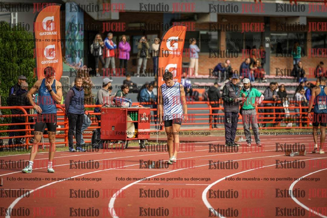 Fotos de los 400 m llanos de varones - FINAL