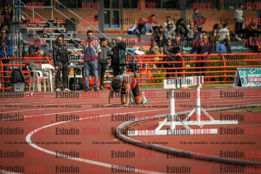Fotos de los 400 m llanos de varones - FINAL