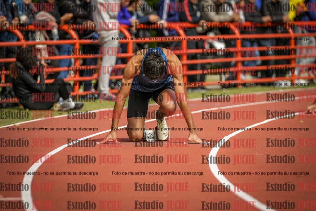 Fotos de los 400 m llanos de varones - FINAL