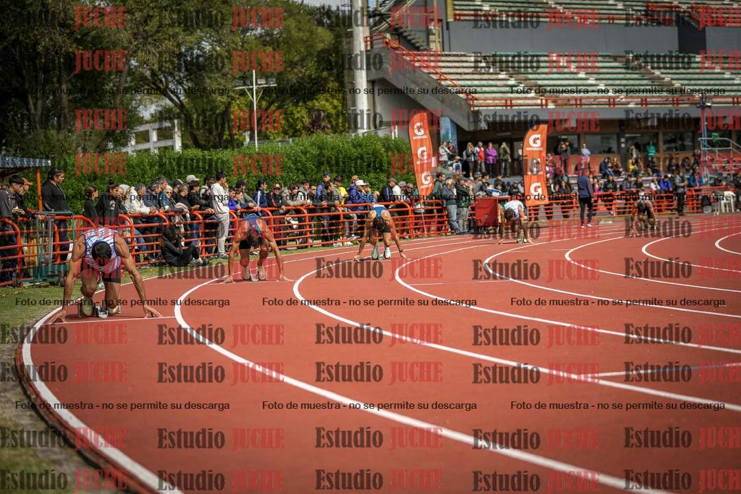 Fotos de los 400 m llanos de varones - FINAL