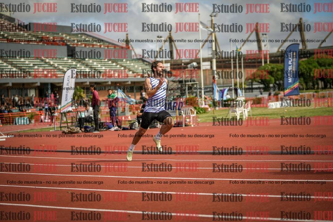 Fotos de los 400 m llanos de varones - FINAL