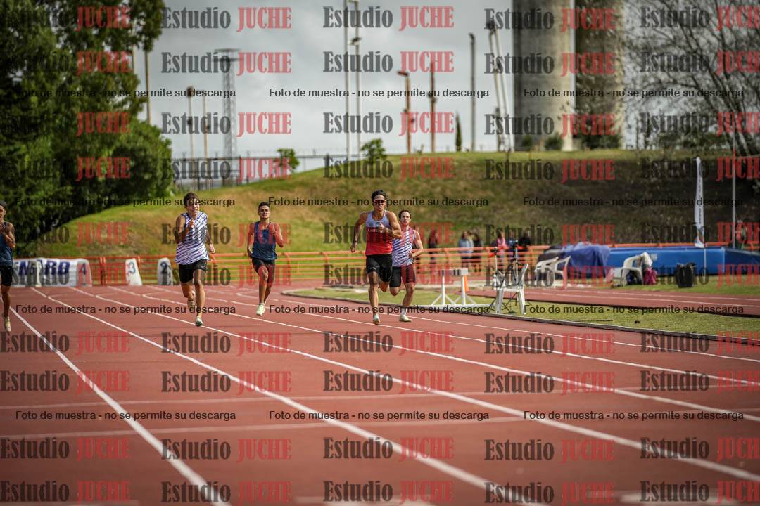 Fotos de los 400 m llanos de varones - FINAL