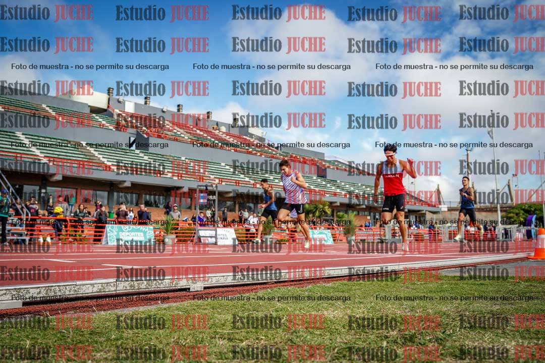 Fotos de los 400 m llanos de varones - FINAL