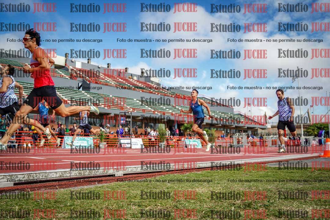 Fotos de los 400 m llanos de varones - FINAL