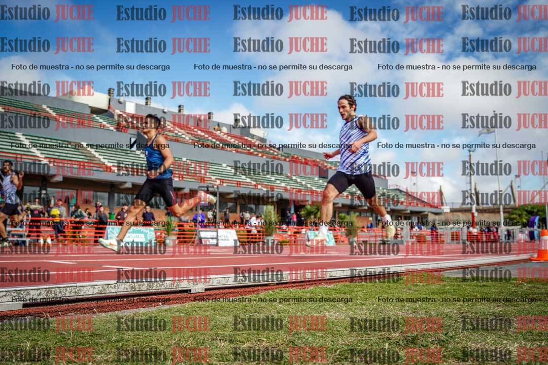 Fotos de los 400 m llanos de varones - FINAL