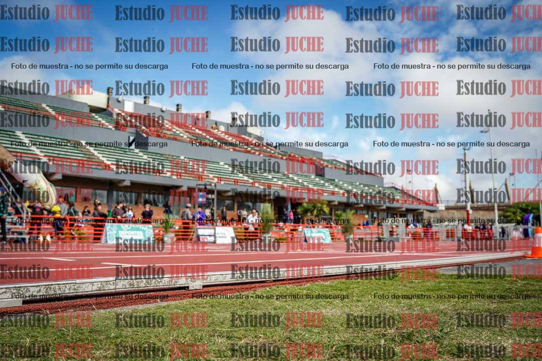 Fotos de los 400 m llanos de varones - FINAL