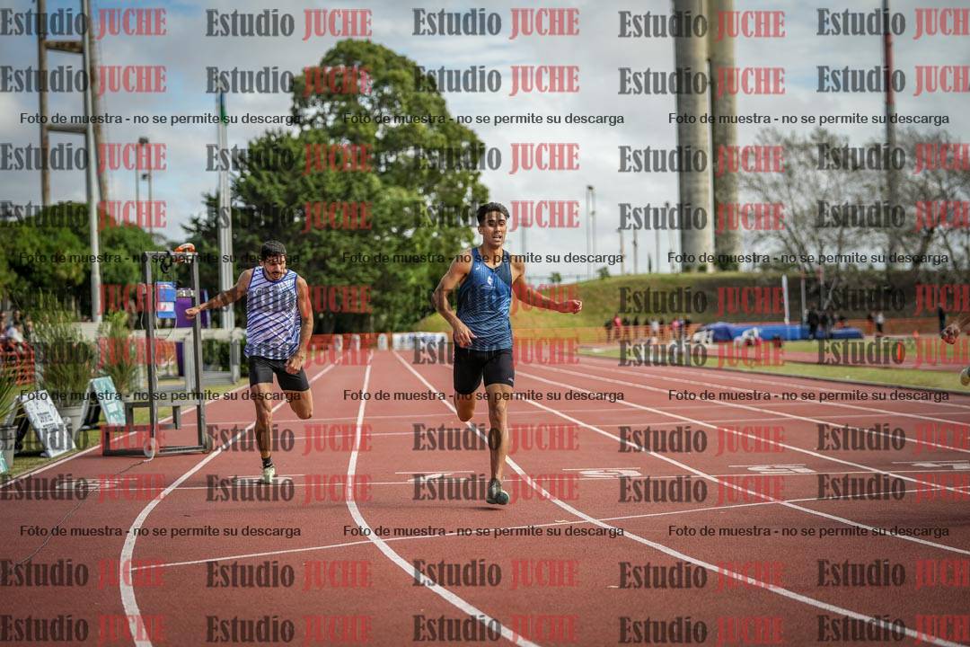 Fotos de los 400 m llanos de varones - FINAL