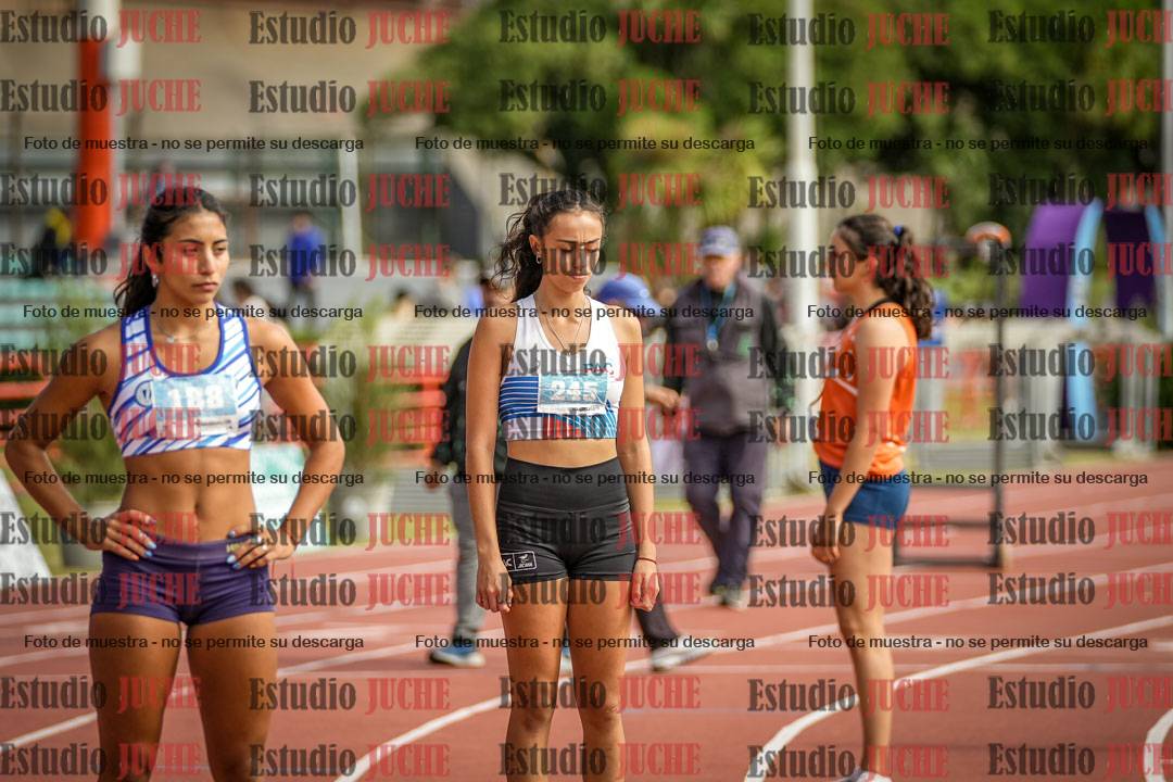 Fotos de los 800 m llanos de mujeres - heptatlón 7