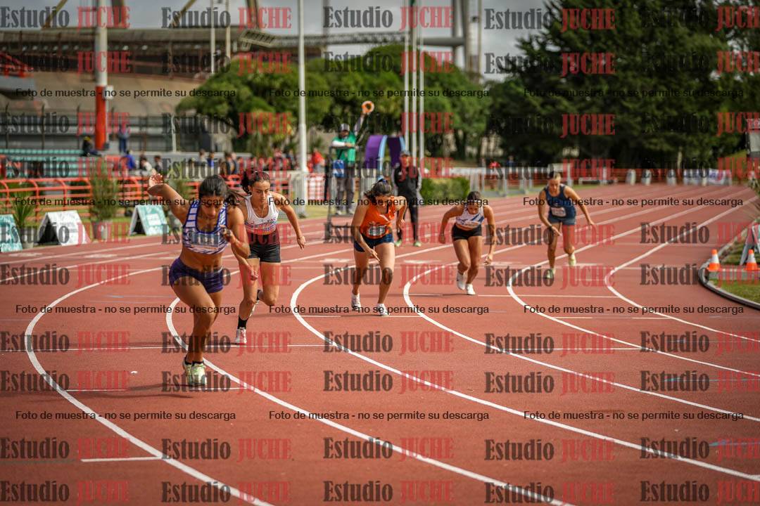 Fotos de los 800 m llanos de mujeres - heptatlón 7