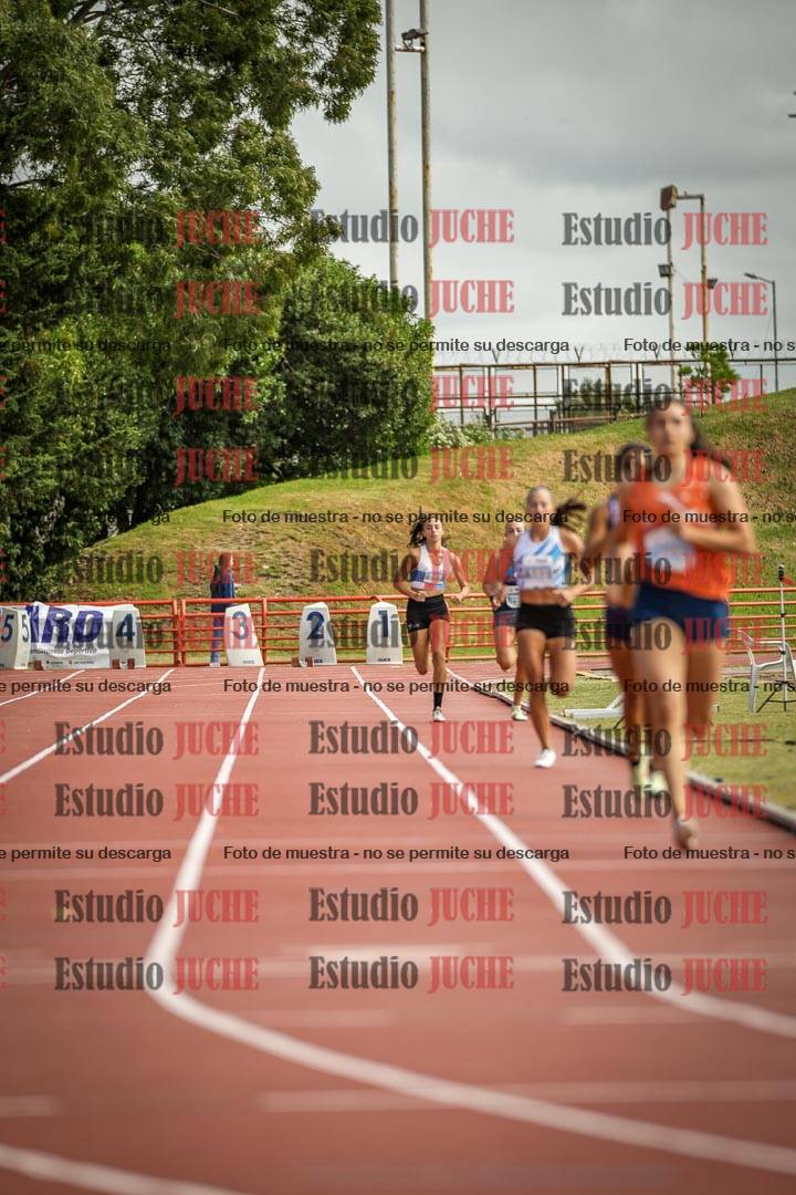 Fotos de los 800 m llanos de mujeres - heptatlón 7