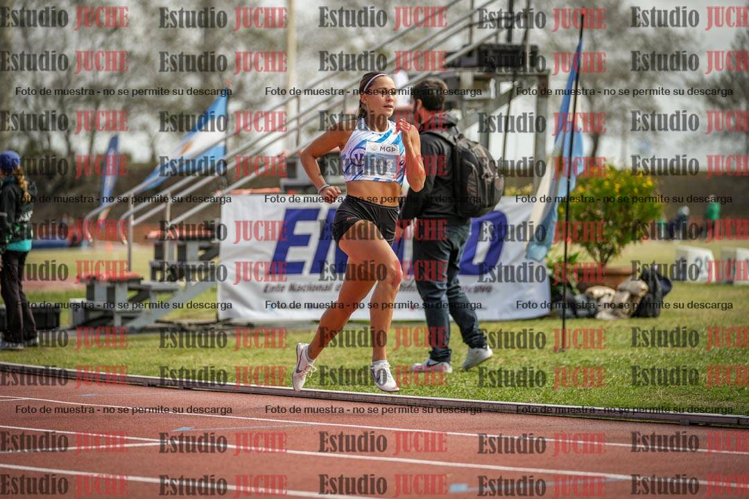 Fotos de los 800 m llanos de mujeres - heptatlón 7