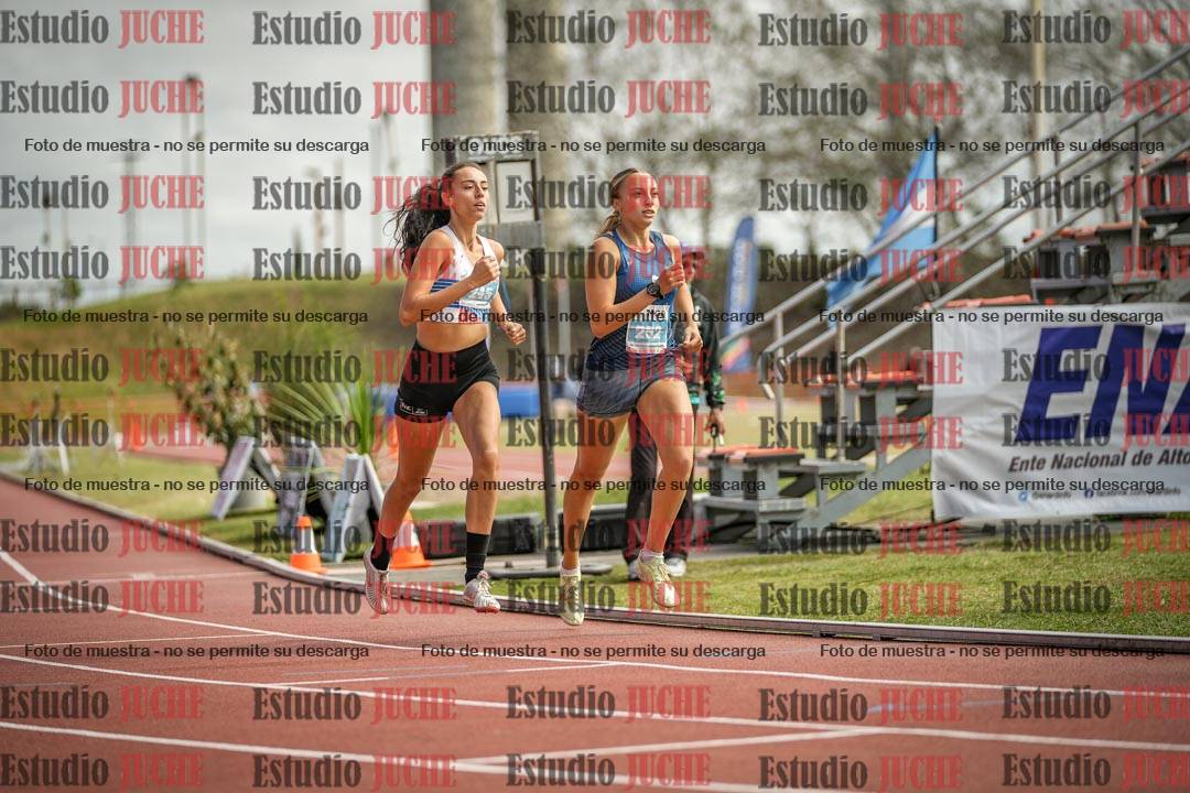 Fotos de los 800 m llanos de mujeres - heptatlón 7