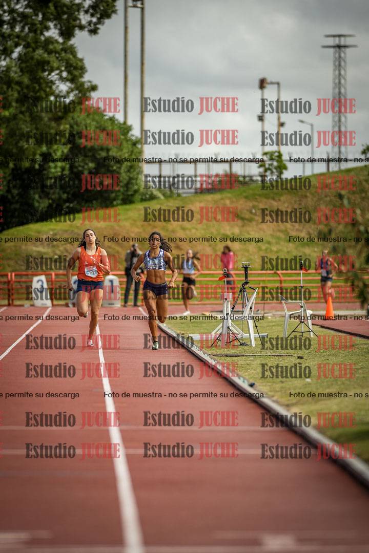 Fotos de los 800 m llanos de mujeres - heptatlón 7