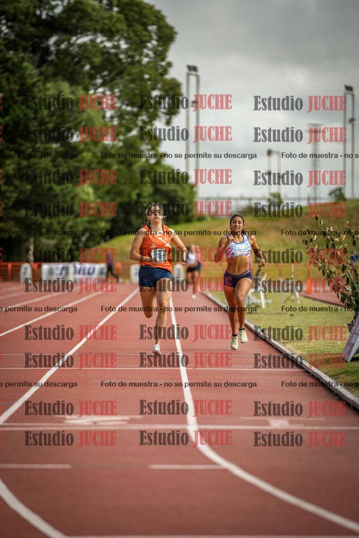 Fotos de los 800 m llanos de mujeres - heptatlón 7