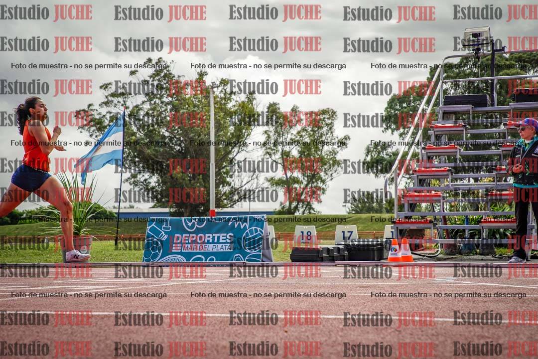 Fotos de los 800 m llanos de mujeres - heptatlón 7