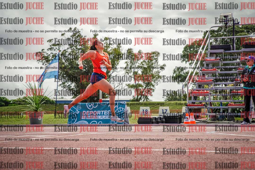 Fotos de los 800 m llanos de mujeres - heptatlón 7