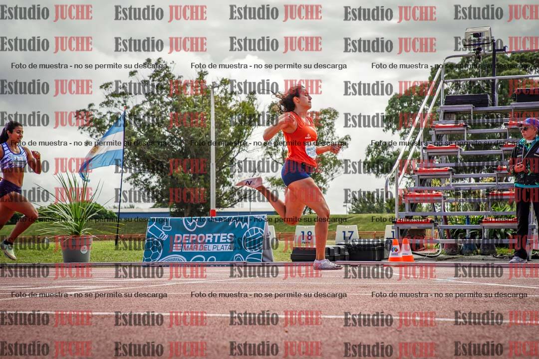 Fotos de los 800 m llanos de mujeres - heptatlón 7