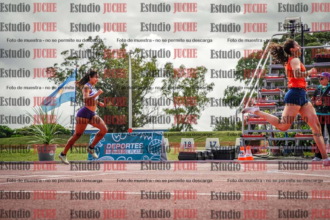 Fotos de los 800 m llanos de mujeres - heptatlón 7
