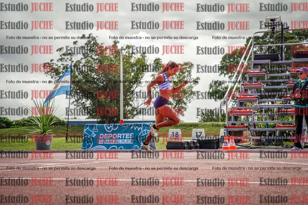 Fotos de los 800 m llanos de mujeres - heptatlón 7