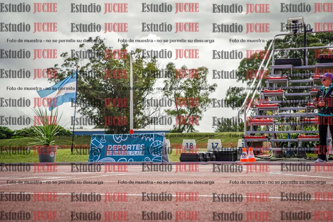 Fotos de los 800 m llanos de mujeres - heptatlón 7