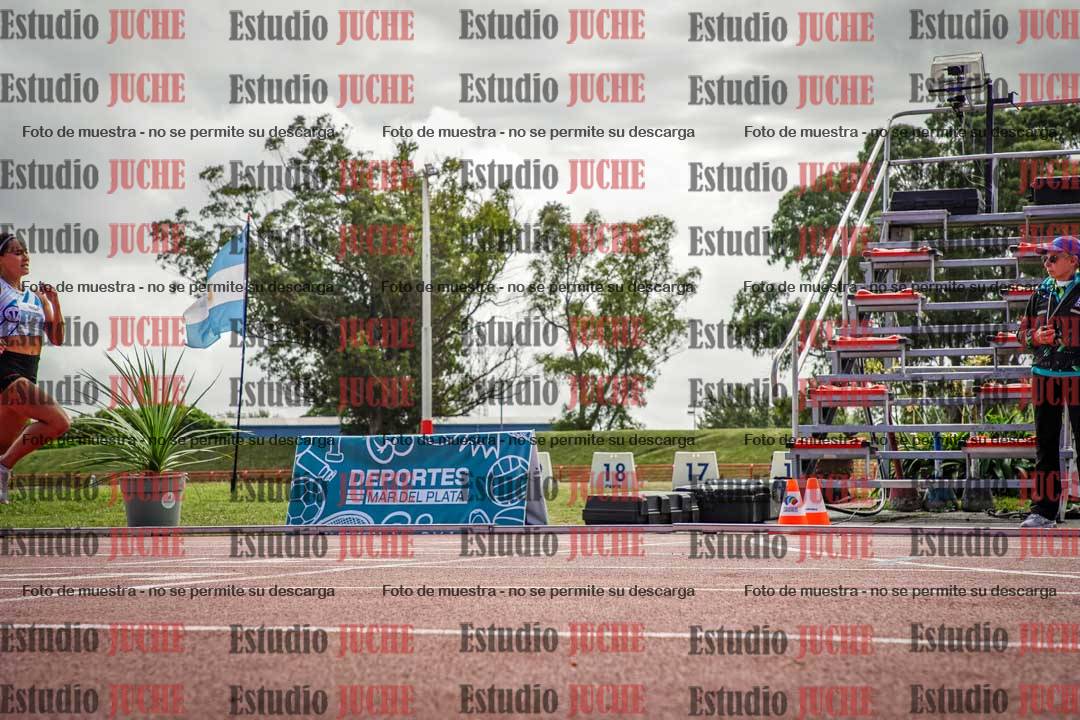 Fotos de los 800 m llanos de mujeres - heptatlón 7