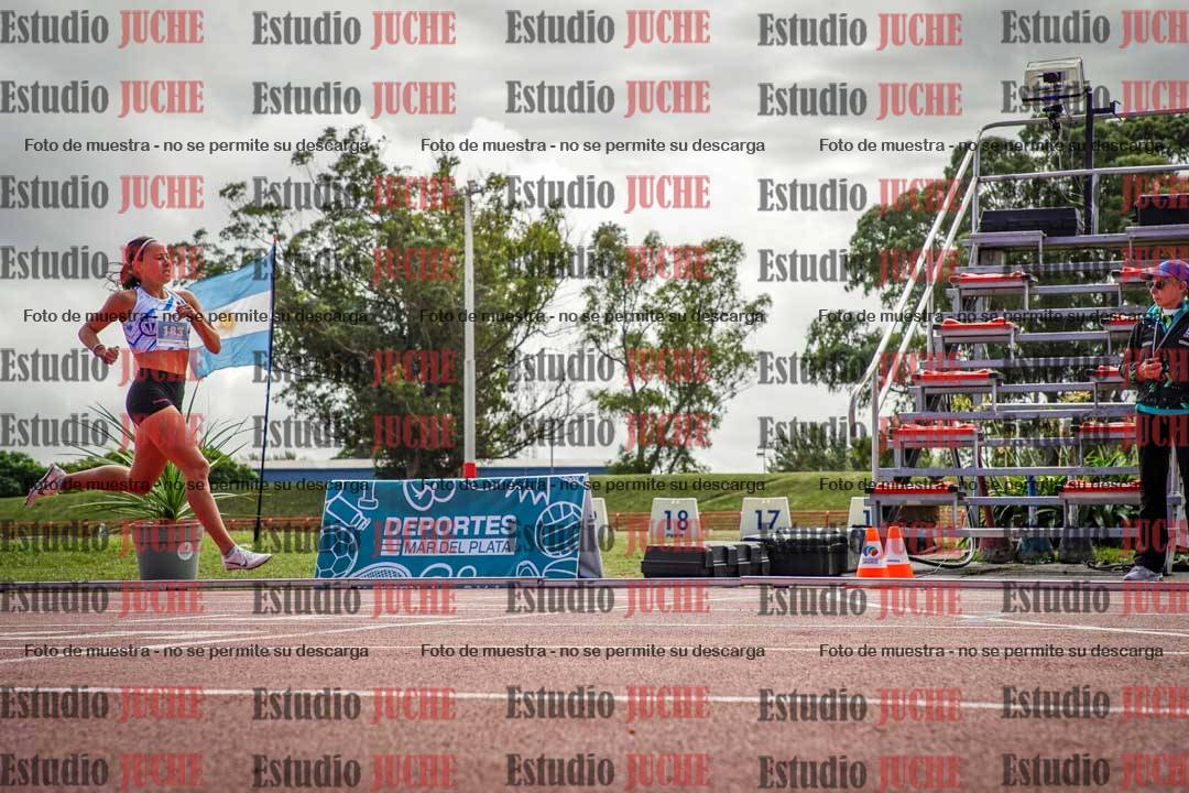 Fotos de los 800 m llanos de mujeres - heptatlón 7