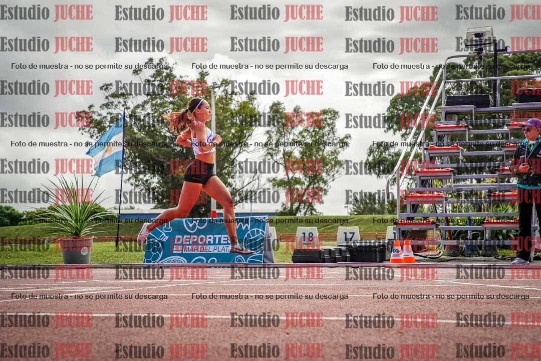 Fotos de los 800 m llanos de mujeres - heptatlón 7
