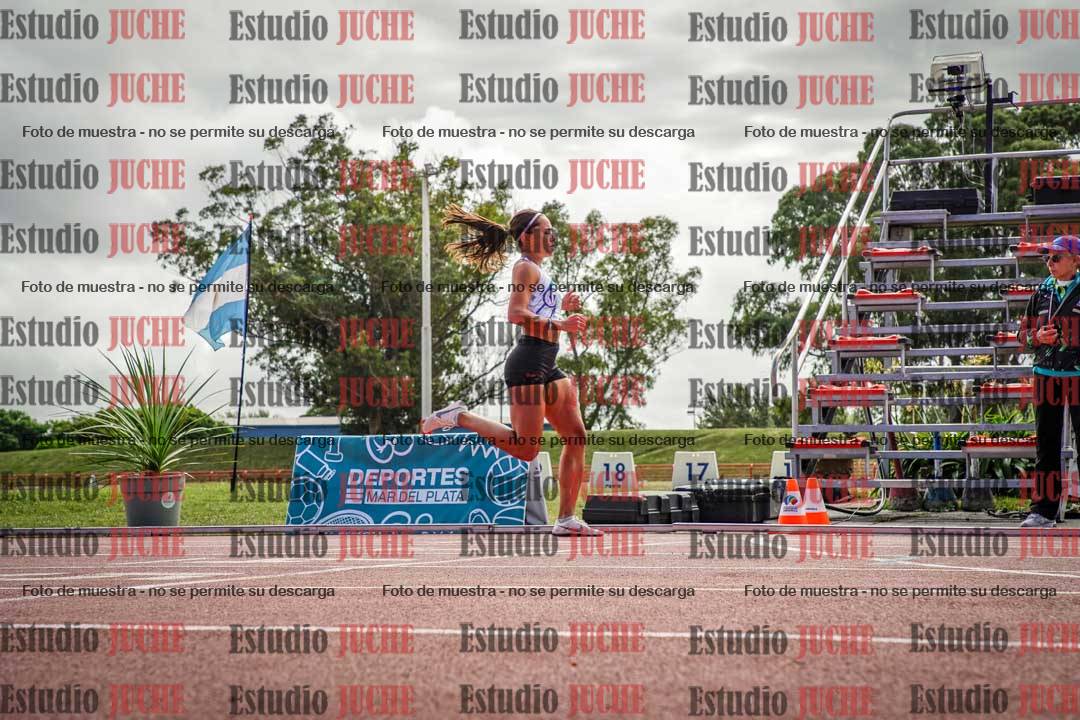 Fotos de los 800 m llanos de mujeres - heptatlón 7