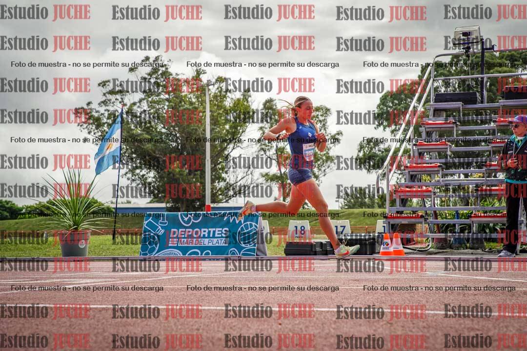 Fotos de los 800 m llanos de mujeres - heptatlón 7