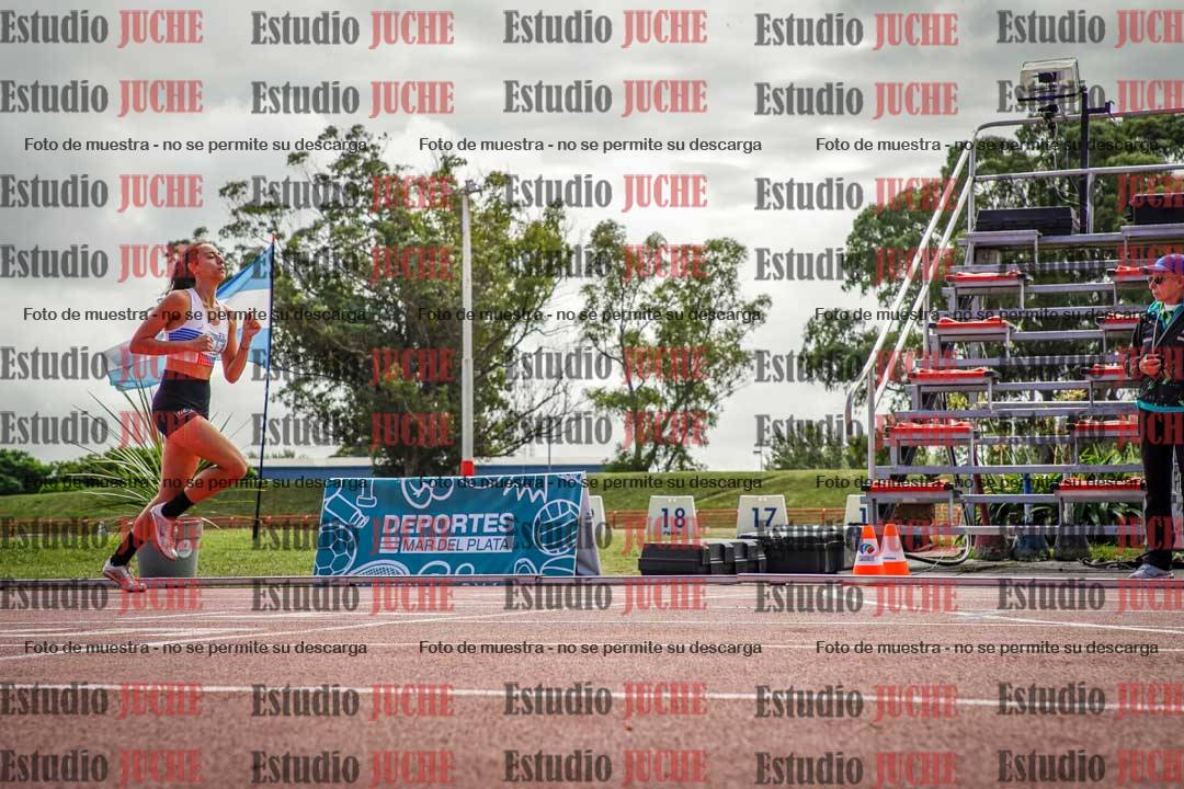 Fotos de los 800 m llanos de mujeres - heptatlón 7
