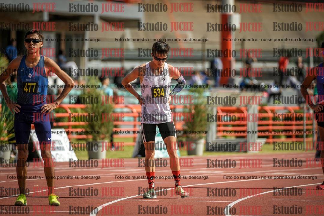 Fotos de los 800 m llanos de varones