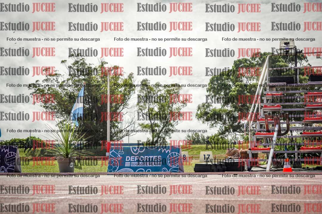 Fotos de los 800 m llanos de varones