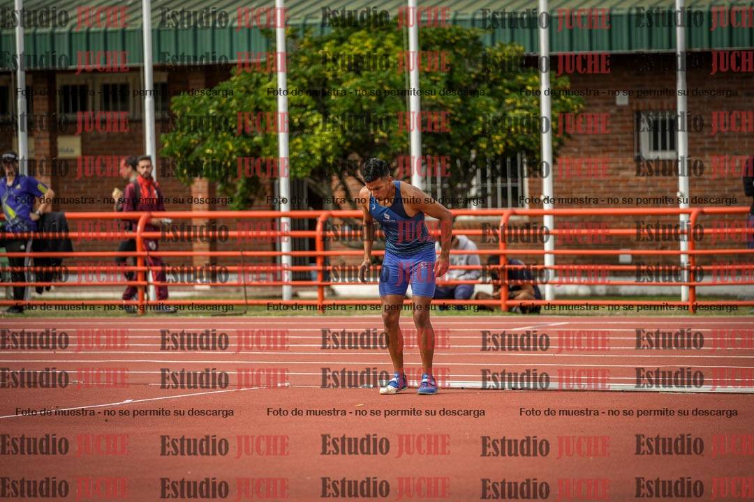 Fotos del salto en alto de varones - decatlón 4